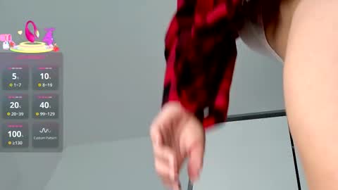 Snapshot of pokemon7ik chatting on November 2025 09:53:01 AM Karolina online show from November 2025 09:53:01 AM