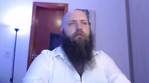 Bear online show from February 2025 02:29:01 AM