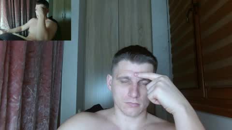 Poliglotjoe2 online show from April 2026 07:11:02 PM