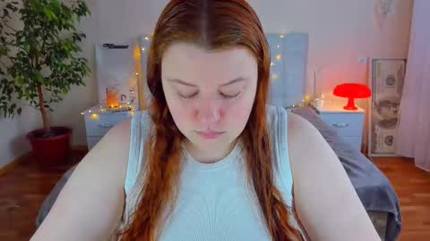 Snapshot of polinasallivan chatting on February 2026 01:09:02 PM Polina online show from February 2026 01:09:02 PM