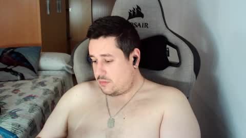 Snapshot of pollito_95 chatting on December 2024 11:14:01 AM Pollito online show from December 2024 11:14:01 AM