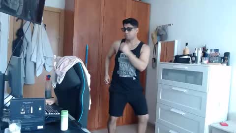 pollitoromantico online show from March 2026 12:09:01 PM