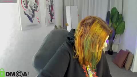 Polly online show from January 2026 01:11:01 AM