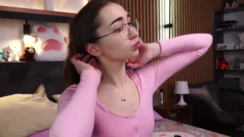 Polly online show from February 2026 07:48:01 AM