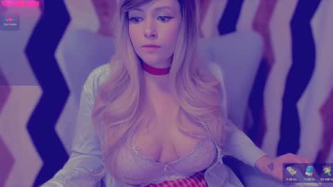 Polly online show from December 2024 08:49:02 PM