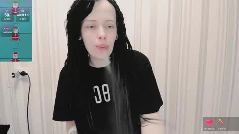 Polly online show from October 2025 10:44:01 AM