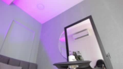 POLLY online show from September 2025 10:40:02 AM