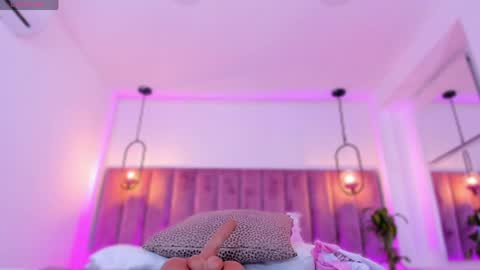 POLLY online show from March 2026 10:15:02 AM