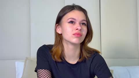 Snapshot of pollylanders chatting on February 2025 03:10:02 AM Polly online show from February 2025 03:10:02 AM