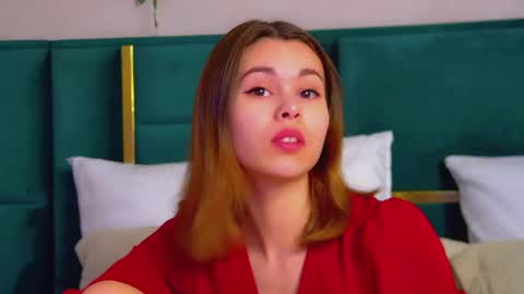 Snapshot of pollylanders chatting on March 2025 06:51:02 PM Polly online show from March 2025 06:51:02 PM