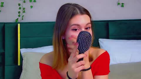 Snapshot of pollylanders chatting on March 2025 09:29:02 PM Polly online show from March 2025 09:29:02 PM