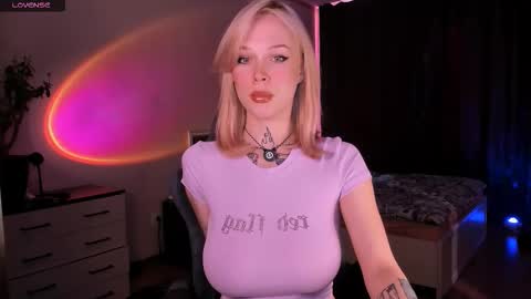 Megan.online  online show from March 2026 03:33:01 PM