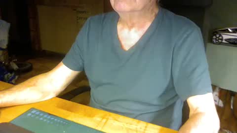 pomme1949 online show from January 2025 05:03:01 PM