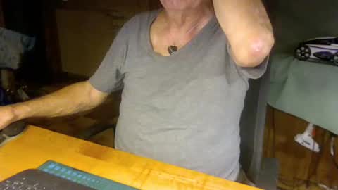 pomme1949 online show from February 2025 02:34:02 PM