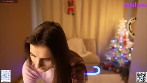 Snapshot of popityan chatting on January 2026 05:33:01 AM Louise see you on December 1 at 2200 UTC3 online show from January 2026 05:33:01 AM