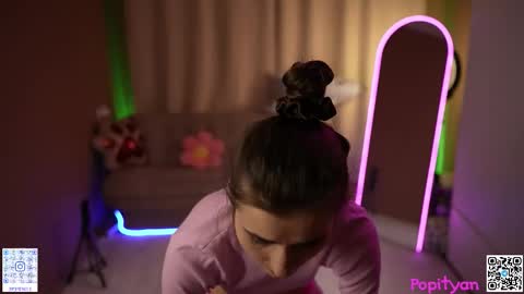 Snapshot of popityan chatting on February 2026 09:41:02 AM Louise see you on December 1 at 2200 UTC3 online show from February 2026 09:41:02 AM