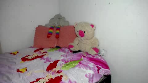 NICKKYMARTIN online show from February 2026 05:28:02 AM