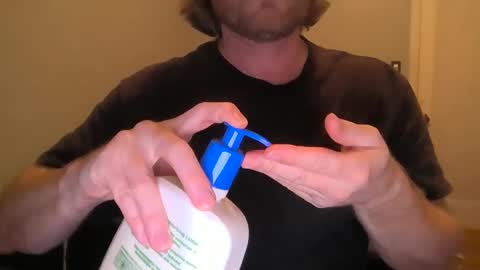 Snapshot of pornaddicted8 chatting on September 2025 03:41:02 AM i heart porn online show from September 2025 03:41:02 AM