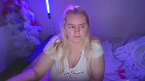 Snapshot of pornbusty chatting on January 2025 08:26:02 PM MelissOfficial online show from January 2025 08:26:02 PM