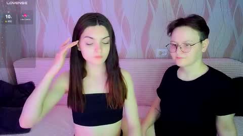 Ana and Tati online show from October 2025 07:58:01 PM