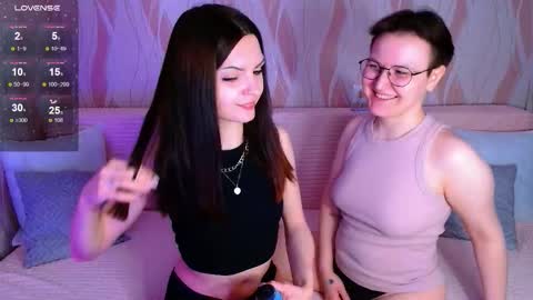 Ana and Tati online show from March 2026 01:41:01 PM