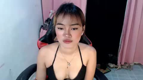 pornstar_kia online show from March 2026 07:35:02 AM