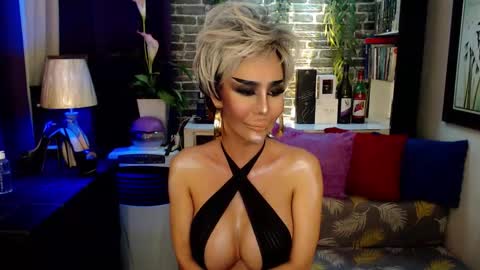 DivaGray online show from February 2026 01:01:02 AM