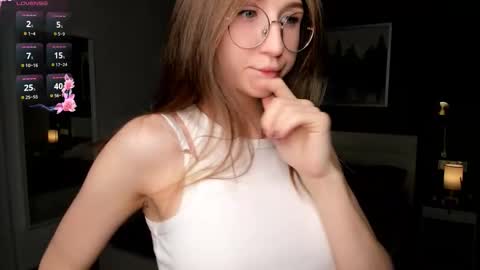 Elizabeth online show from October 2025 07:16:01 PM