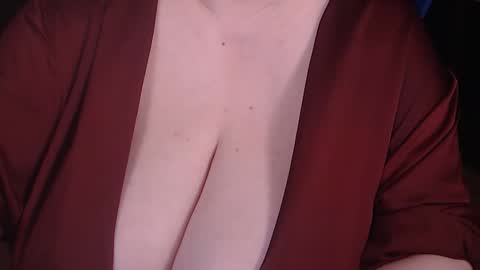 Snapshot of posh_mistress chatting on September 2025 06:29:01 PM PoshMistres online show from September 2025 06:29:01 PM