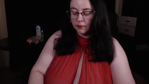 Snapshot of posh_mistress chatting on November 2025 12:57:02 AM PoshMistres online show from November 2025 12:57:02 AM