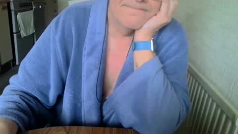 poshman65 online show from November 2025 09:55:02 AM