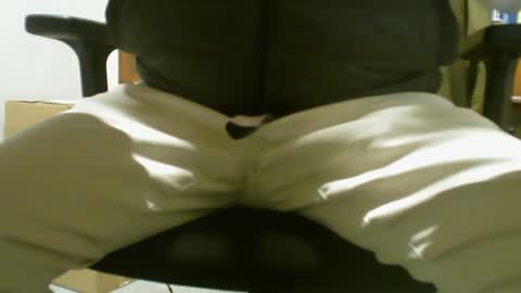 Snapshot of poundtownusa2016 chatting on December 2024 07:38:02 PM ConchilDog online show from December 2024 07:38:02 PM