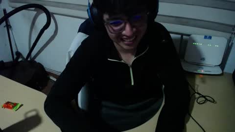 powerfulzeus2 online show from October 2025 02:32:02 AM