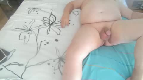 Snapshot of pp_couple chatting on September 2025 04:18:02 PM pp_couple online show from September 2025 04:18:02 PM