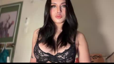 Snapshot of precious_amber69 chatting on February 2025 03:13:01 AM Oh my Amber online show from February 2025 03:13:01 AM