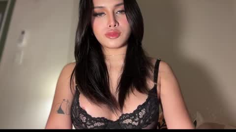 Snapshot of precious_amber69 chatting on February 2025 08:43:01 AM Oh my Amber online show from February 2025 08:43:01 AM