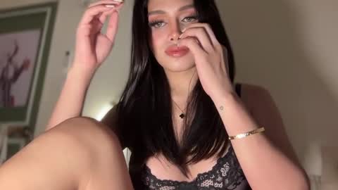 Snapshot of precious_amber69 chatting on February 2025 10:51:01 PM Oh my Amber online show from February 2025 10:51:01 PM