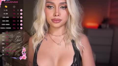 Snapshot of precious_amber69 chatting on October 2025 12:57:01 AM Oh my Amber online show from October 2025 12:57:01 AM