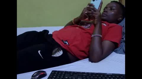 precious_nesh online show from December 2025 03:02:02 AM