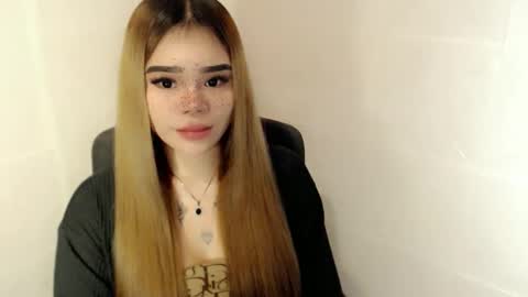 MAXXINE online show from April 2026 02:49:02 AM