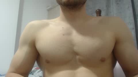 Snapshot of preettyboyx chatting on December 2024 07:56:01 PM JUAN online show from December 2024 07:56:01 PM