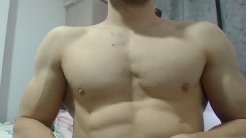 Snapshot of preettyboyx chatting on December 2024 03:30:01 PM JUAN online show from December 2024 03:30:01 PM