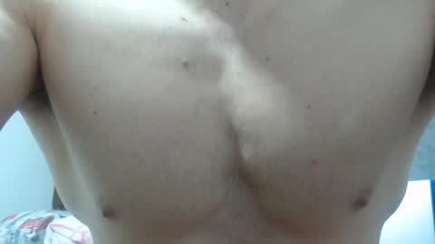 Snapshot of preettyboyx chatting on December 2024 07:21:01 PM JUAN online show from December 2024 07:21:01 PM