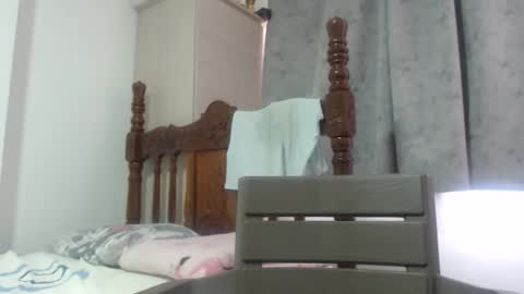 Snapshot of preettyboyx chatting on December 2024 03:35:01 PM JUAN online show from December 2024 03:35:01 PM