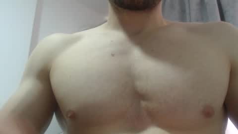 Snapshot of preettyboyx chatting on December 2024 09:41:02 PM JUAN online show from December 2024 09:41:02 PM