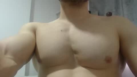 Snapshot of preettyboyx chatting on December 2024 05:40:01 PM JUAN online show from December 2024 05:40:01 PM