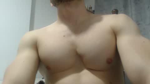 Snapshot of preettyboyx chatting on December 2024 01:48:01 AM JUAN online show from December 2024 01:48:01 AM