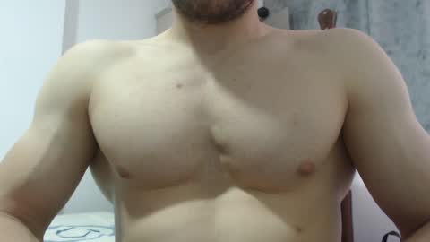 Snapshot of preettyboyx chatting on February 2025 03:28:02 PM JUAN online show from February 2025 03:28:02 PM