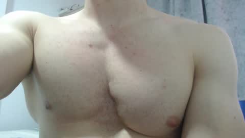 Snapshot of preettyboyx chatting on February 2025 07:55:01 PM JUAN online show from February 2025 07:55:01 PM