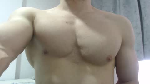 Snapshot of preettyboyx chatting on February 2025 04:04:01 PM JUAN online show from February 2025 04:04:01 PM